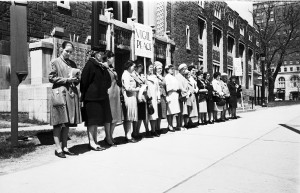 Mother's Day Vigil for Peace by Voice of Women outside Royal Ontario Museum, May 11, 1963. Photographer: B. Palmer (Peter) Ward. From Toronto Telegram fonds, image number ASC04608.